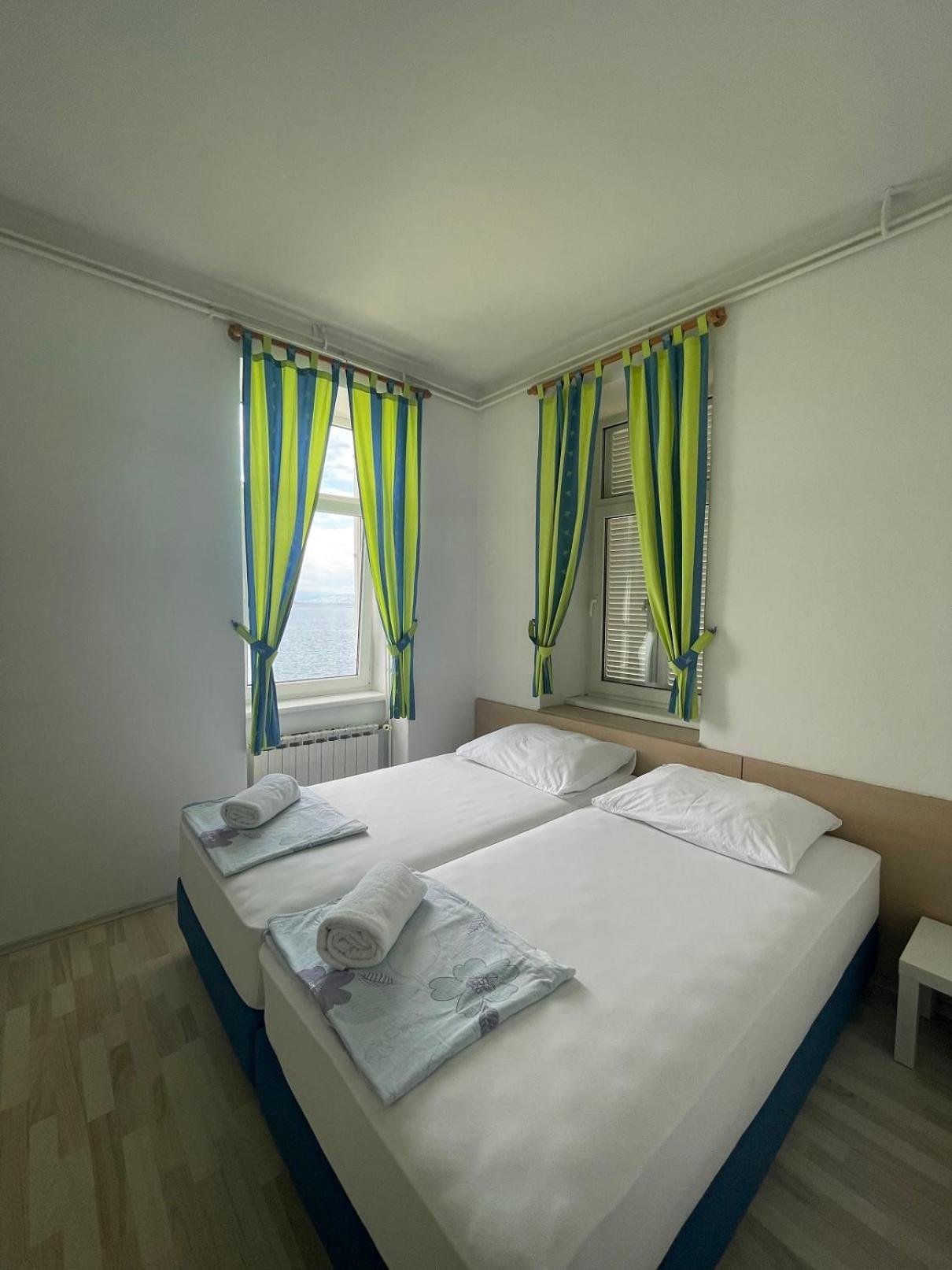 Bed&Breakfast Villa Eva Omišalj Exteriör bild