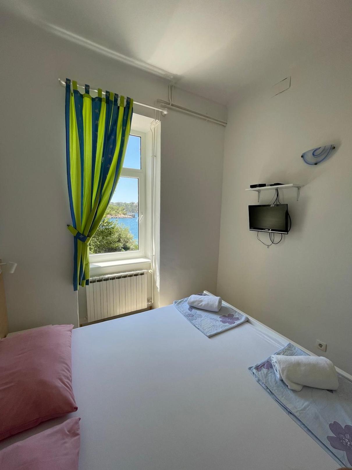 Bed&Breakfast Villa Eva Omišalj Exteriör bild
