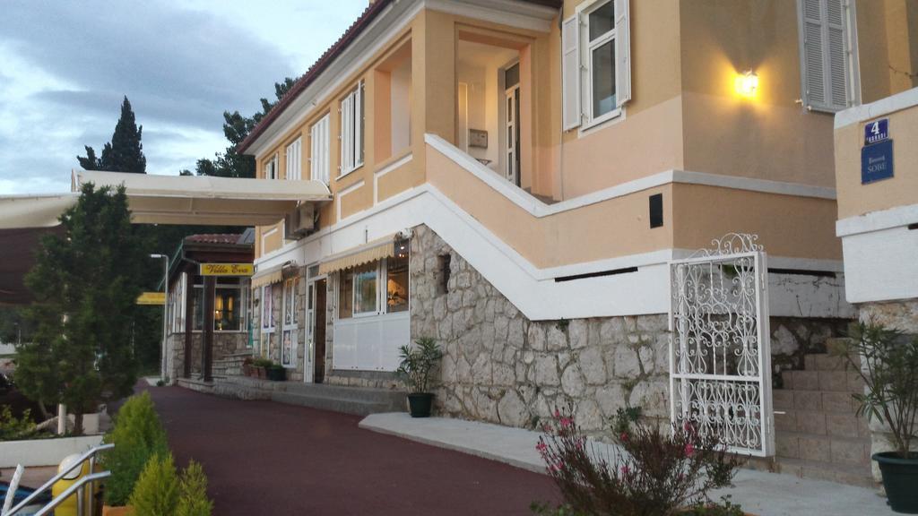 Bed&Breakfast Villa Eva Omišalj Exteriör bild